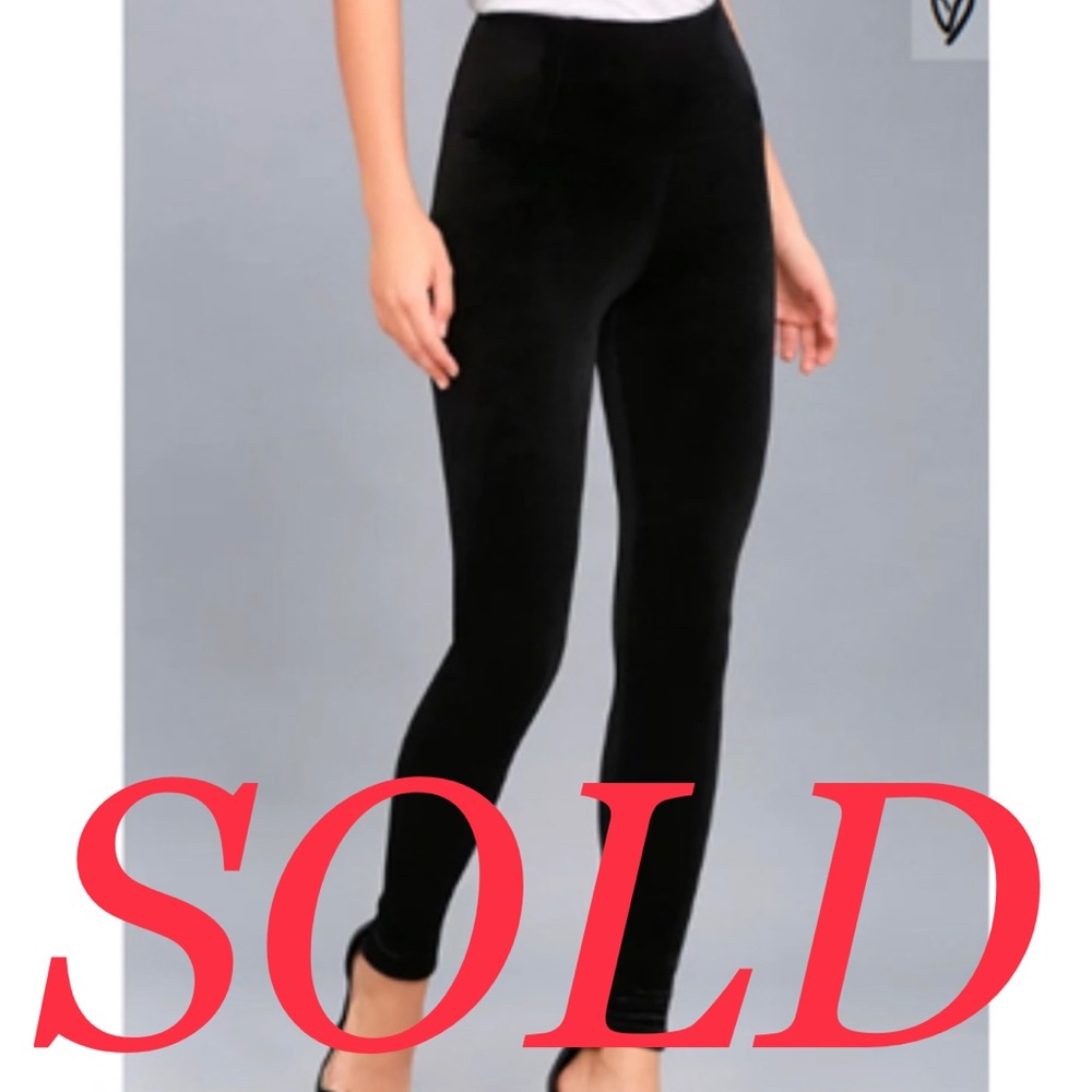 🌷RD STYLE - Black Velvet High Waisted Leggings